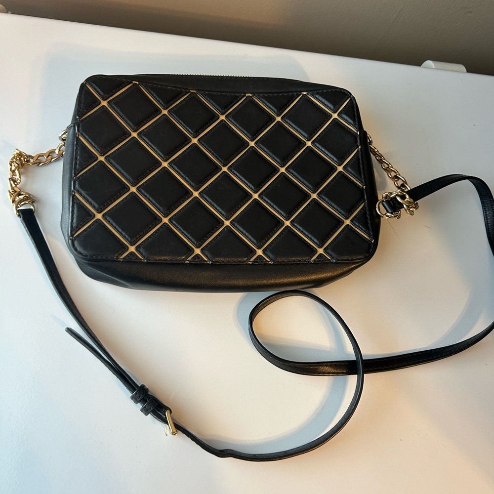Michael Kors Jetset travel black leather cross body